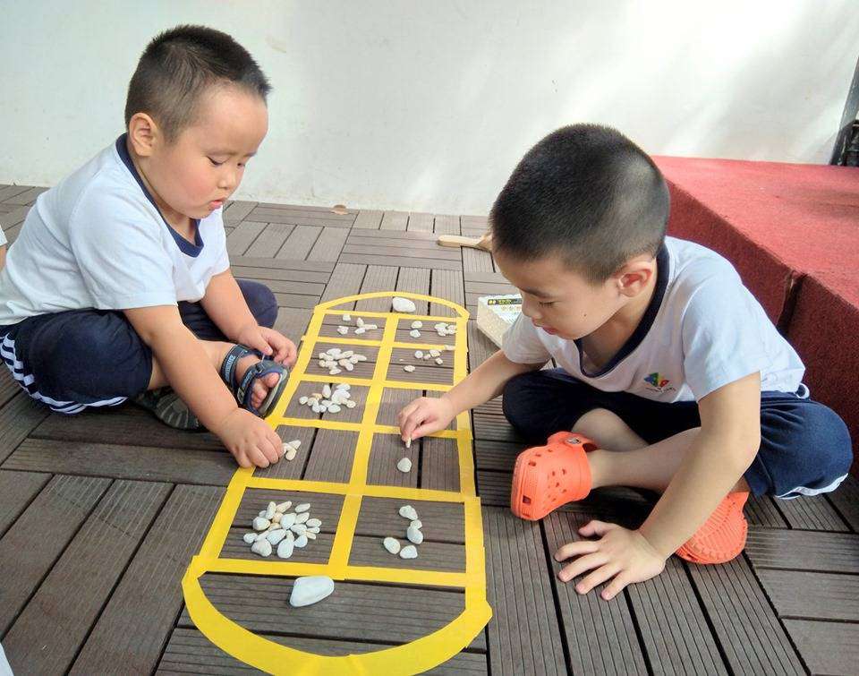 Đồ chơi dân gian ô an quan 