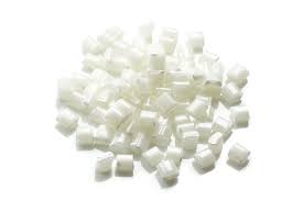 Đồ chơi LEGO làm từ vật liệu gì?